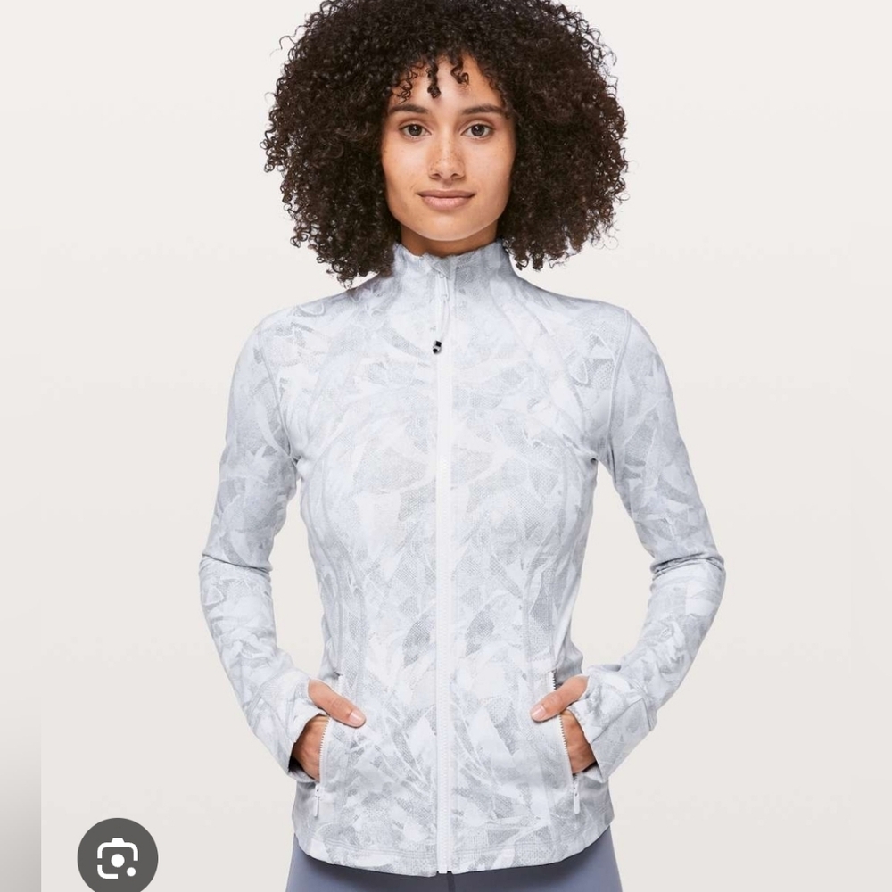 Lululemon Athletica Women's Gray Patterned Ski Jacket